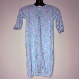 VTG BRIGHT FUTURE Pastel Clouds Balloons and Teddy Bears Print Sleeper Gown